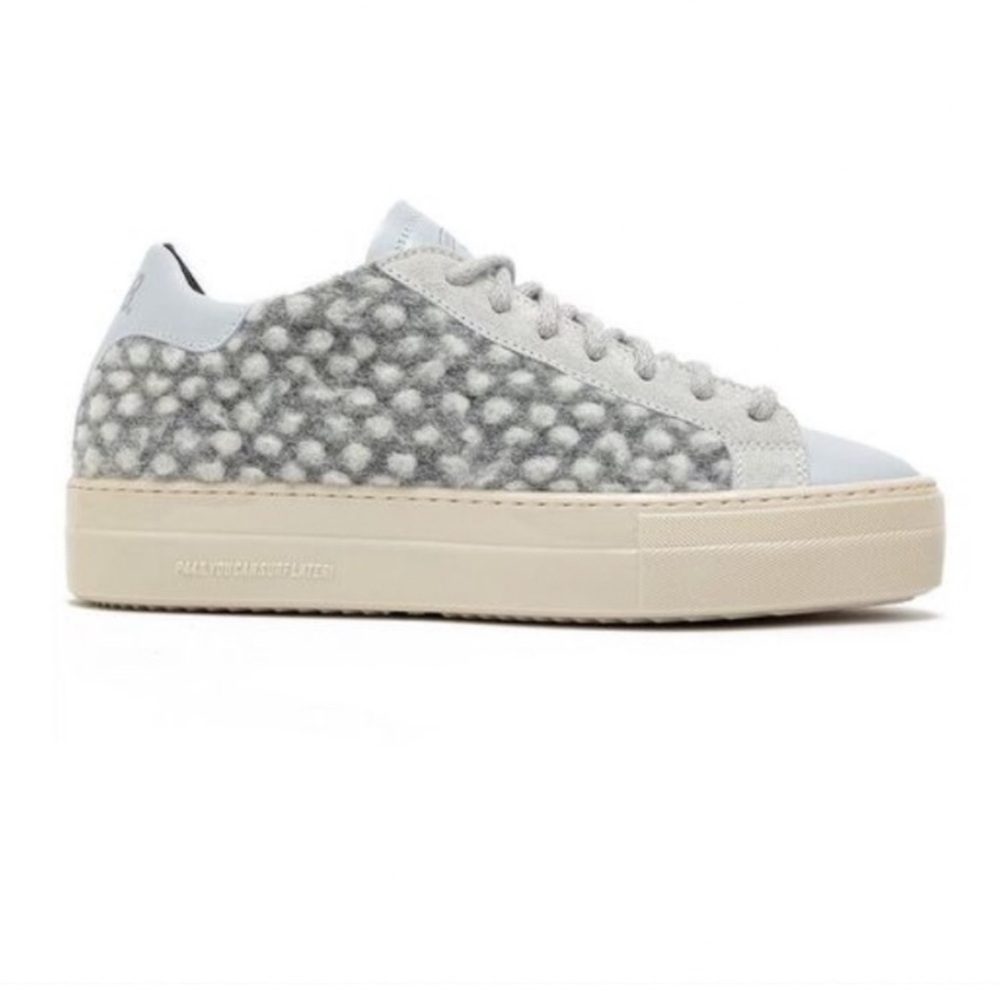 P448 Wool exterior shoe